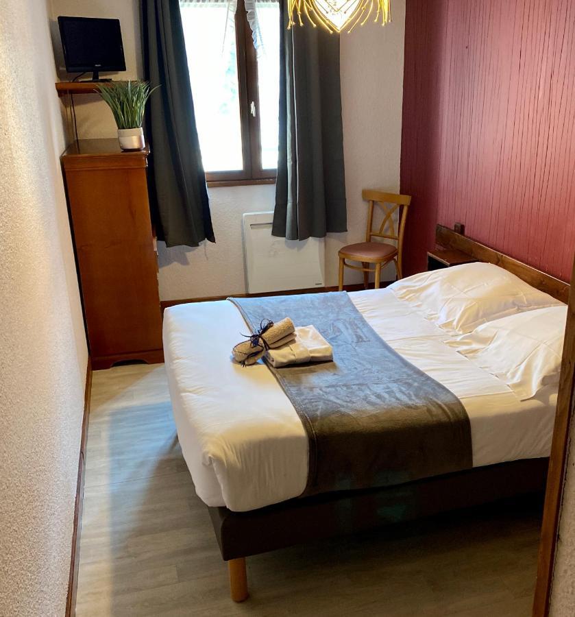 אקס-לה-באינס Hotel Des Alpes מראה חיצוני תמונה
