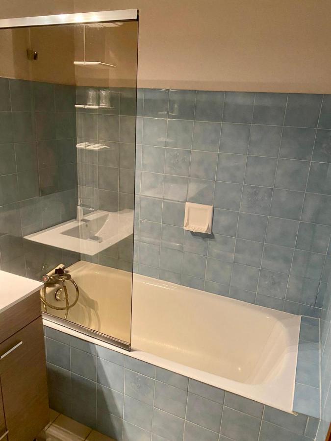 אקס-לה-באינס Hotel Des Alpes מראה חיצוני תמונה
