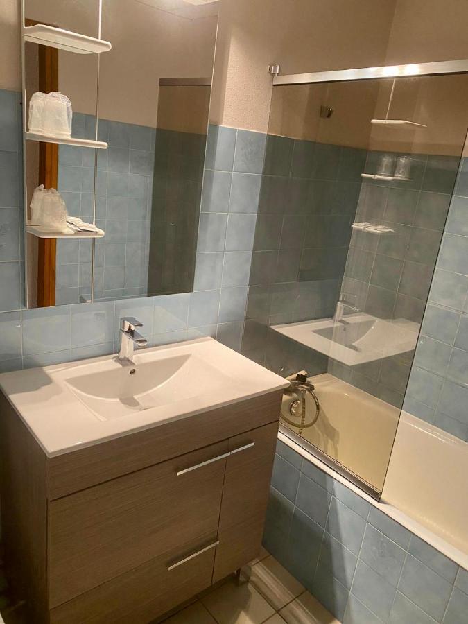 אקס-לה-באינס Hotel Des Alpes מראה חיצוני תמונה